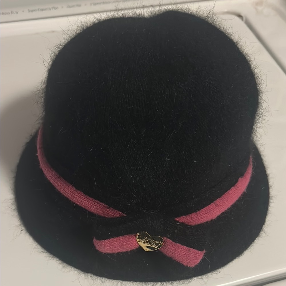 Elegant Black and Pink Women's Hat